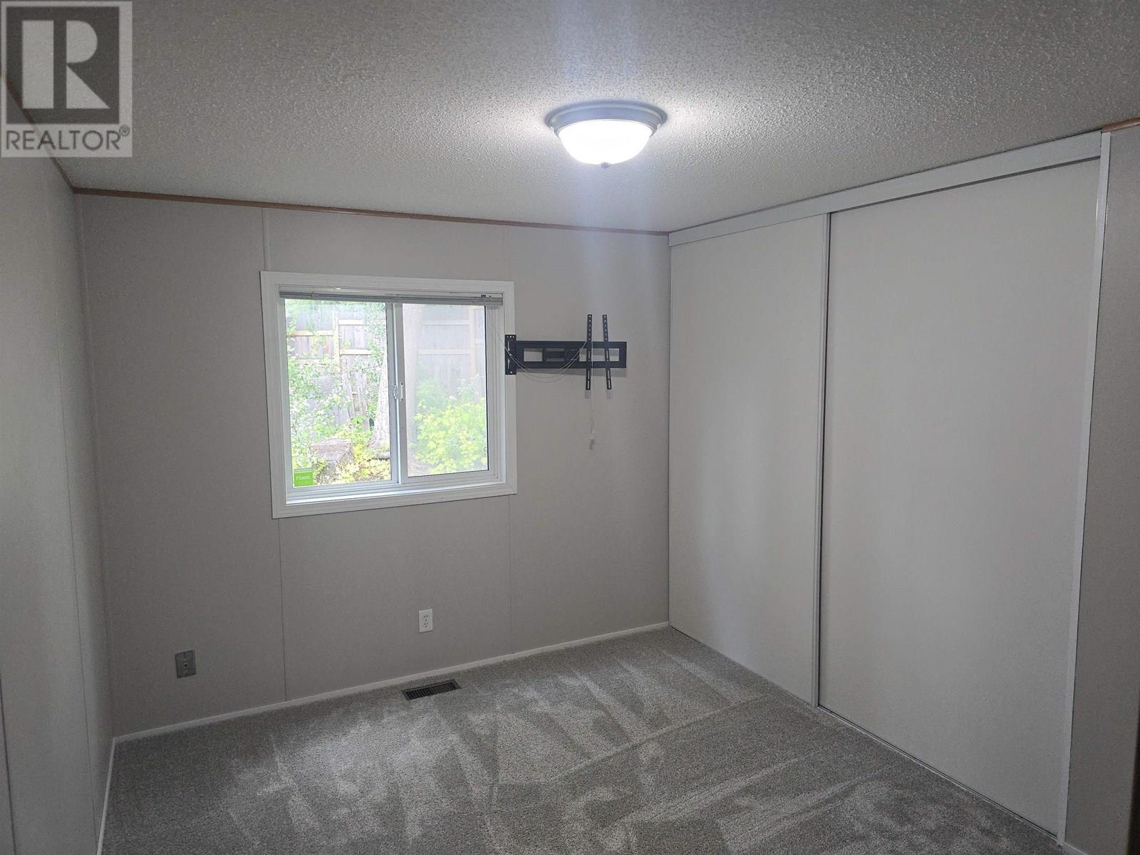 Photo 5 of 18 7170 Hart Highway, Prince George BC