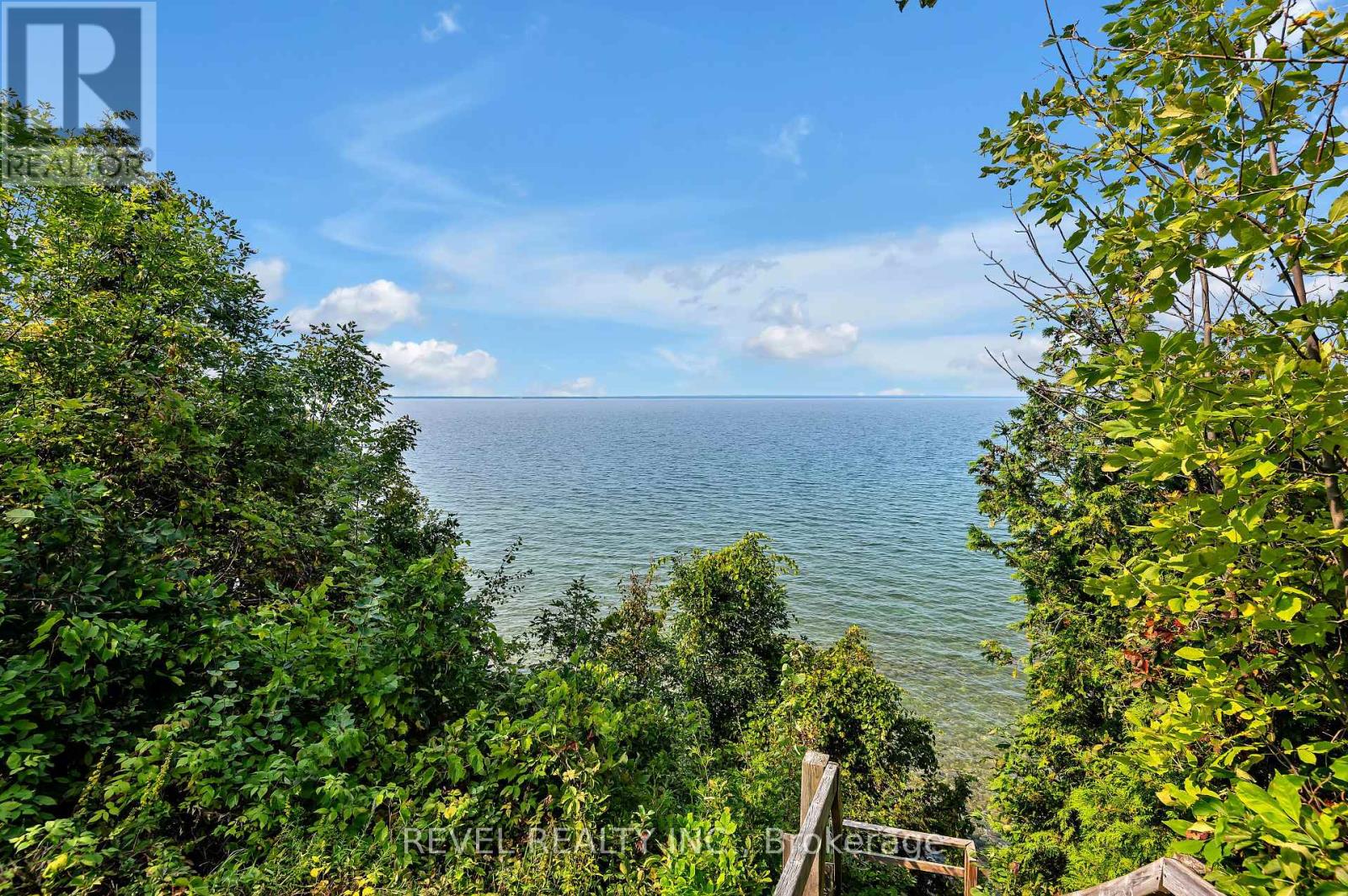 Photo 20 of 351 Hedge Road, Georgina ON