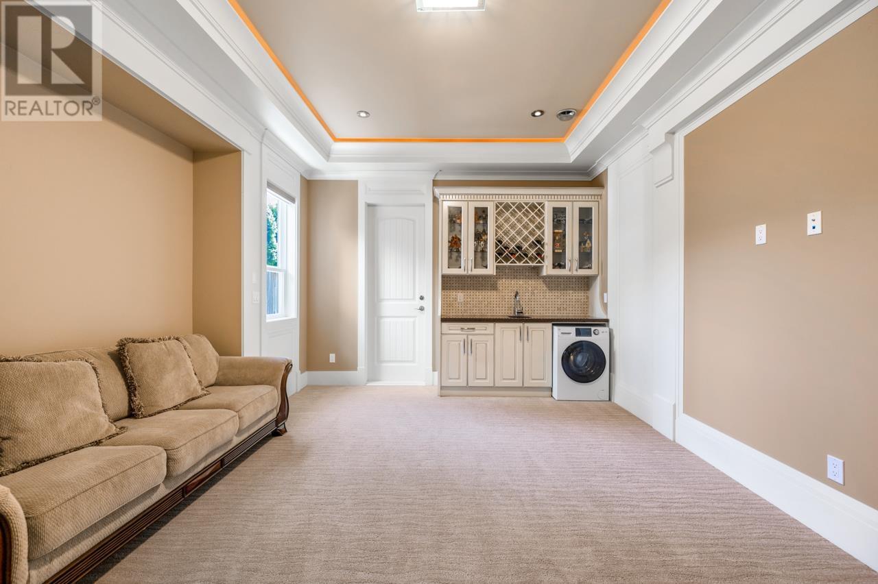 6331 BELLFLOWER Drive, Richmond