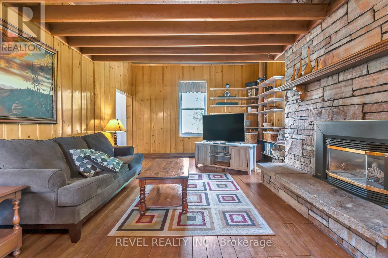 Photo 9 of 351 Hedge Road, Georgina ON
