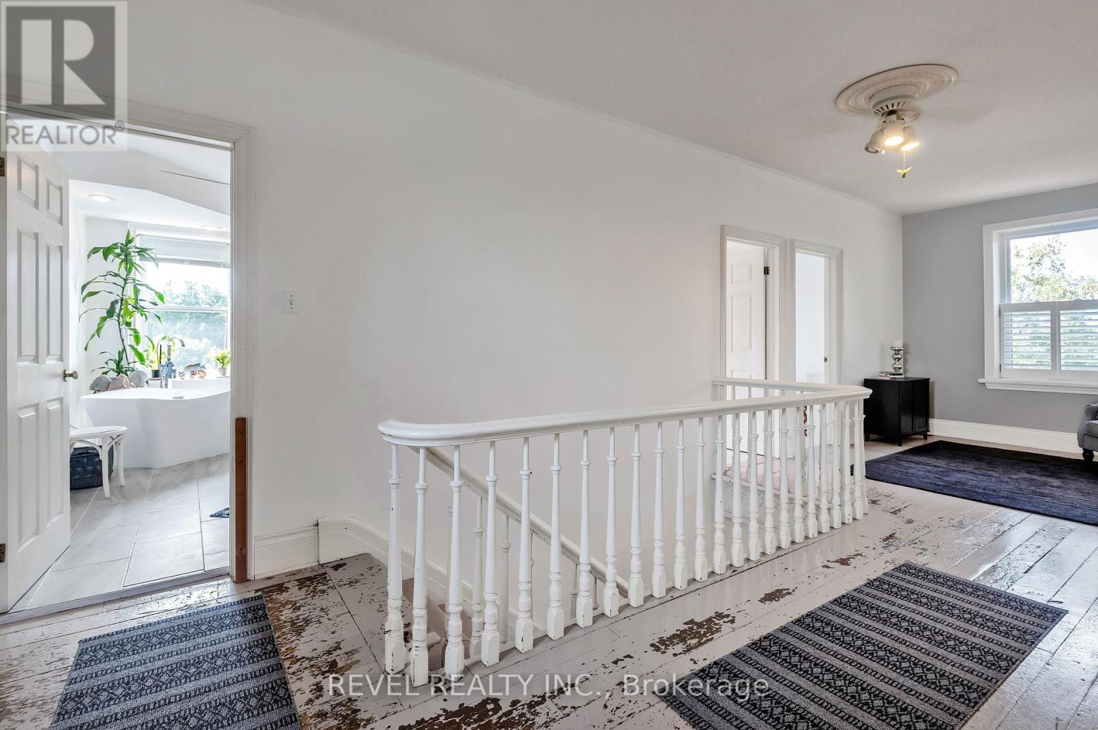 Photo 16 of 351 Hedge Road, Georgina ON