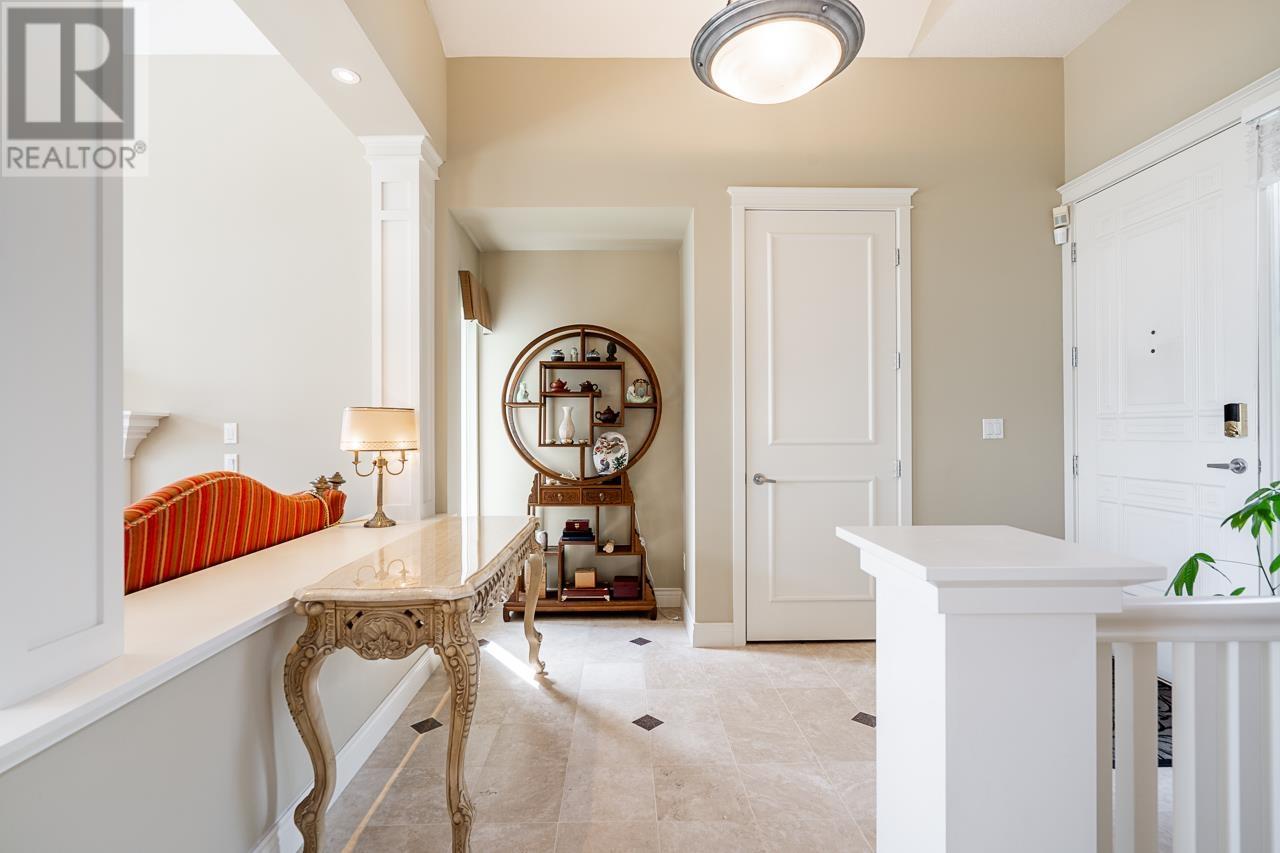 Photo 2 of 4918 Edendale Lane, West Vancouver BC