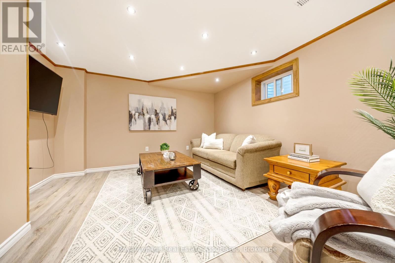 Photo 26 of 3104 Autumn Hill Crescent, Burlington ON