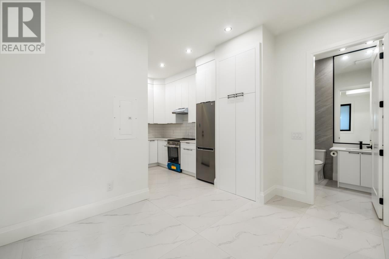 Photo 12 of 11331 No 2 Road, Richmond BC