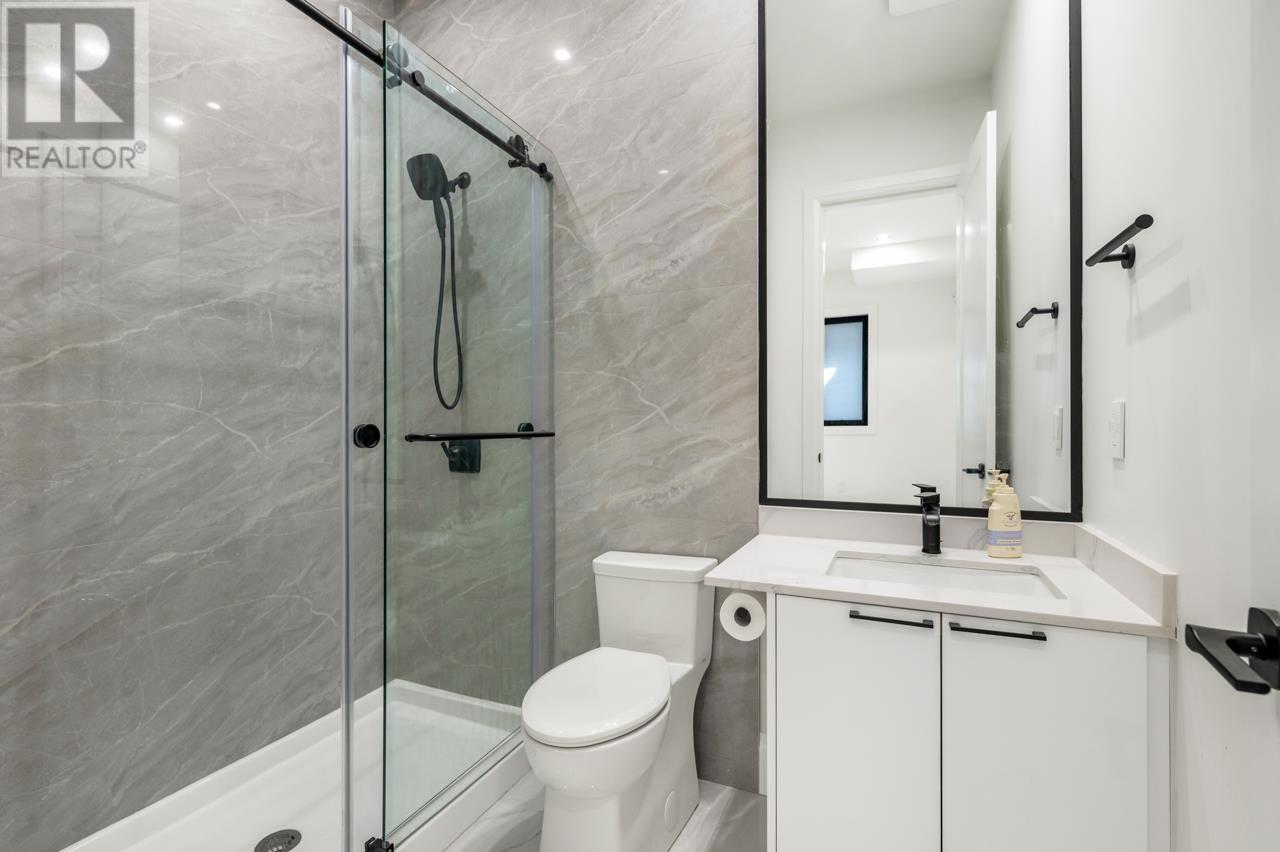 Photo 13 of 11331 No 2 Road, Richmond BC