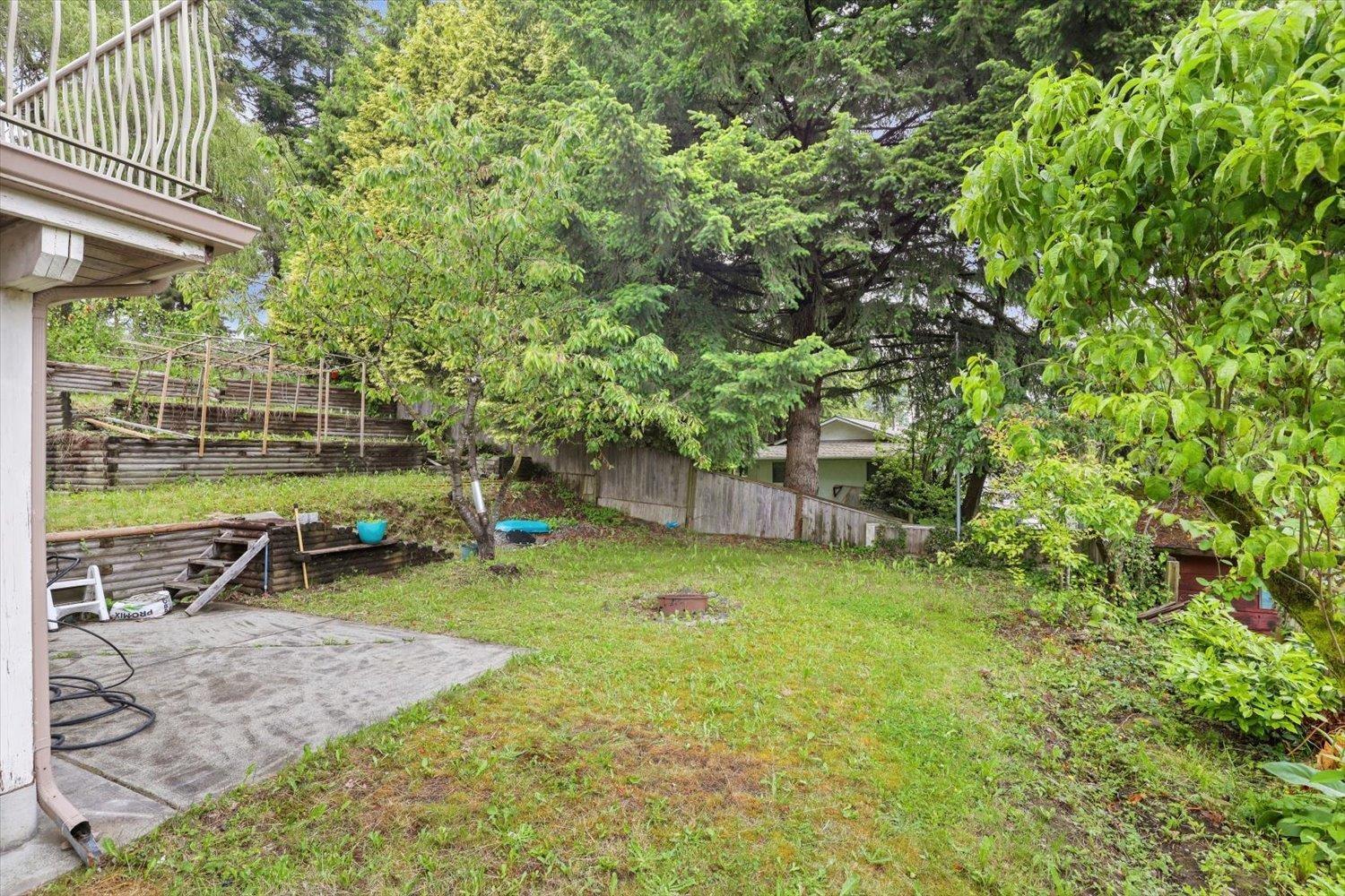 8036 CEDAR STREET, Mission