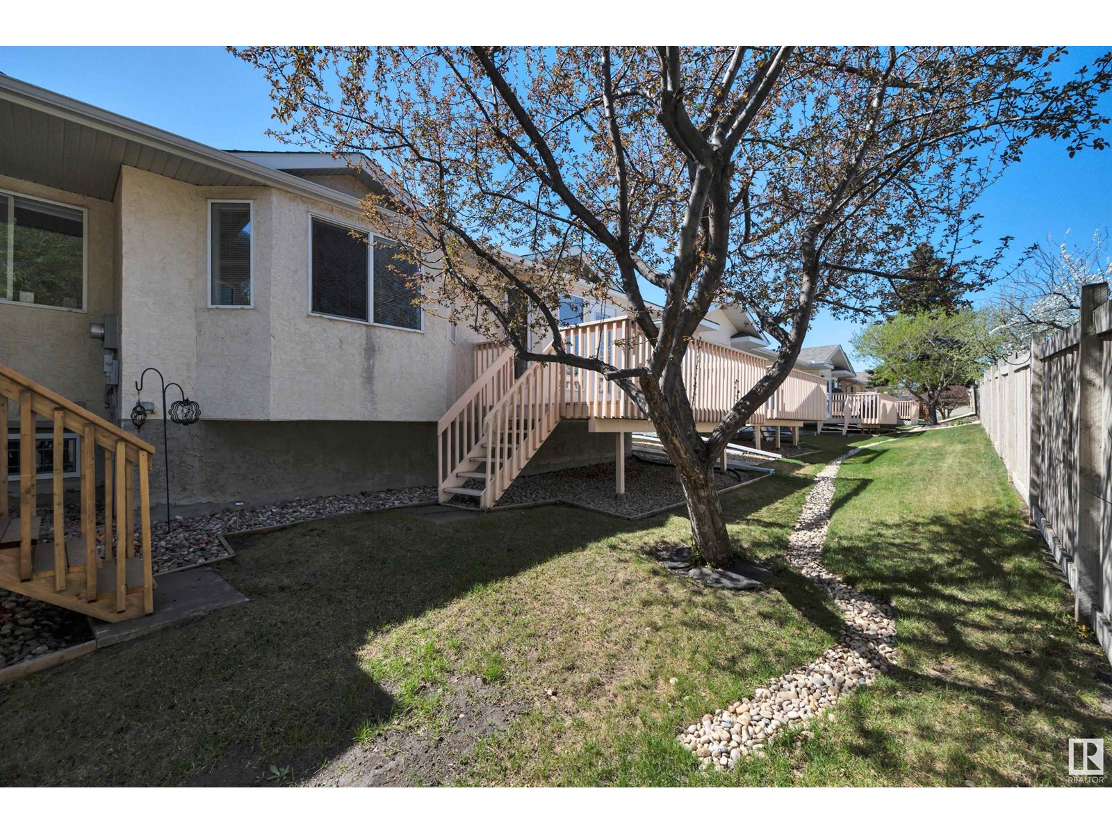 Photo 26 of 43 14428 Miller Bv Nw, Edmonton AB
