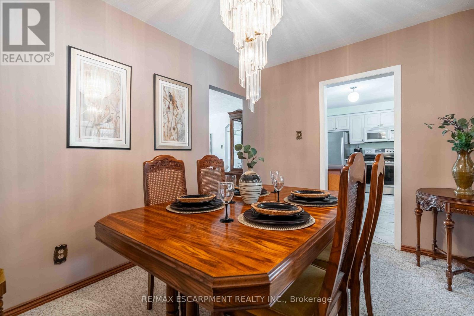 Photo 15 of 179 Buckingham Drive, Hamilton ON