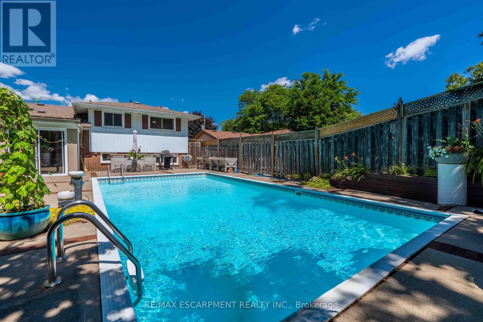 Photo 4 of 179 Buckingham Drive, Hamilton ON