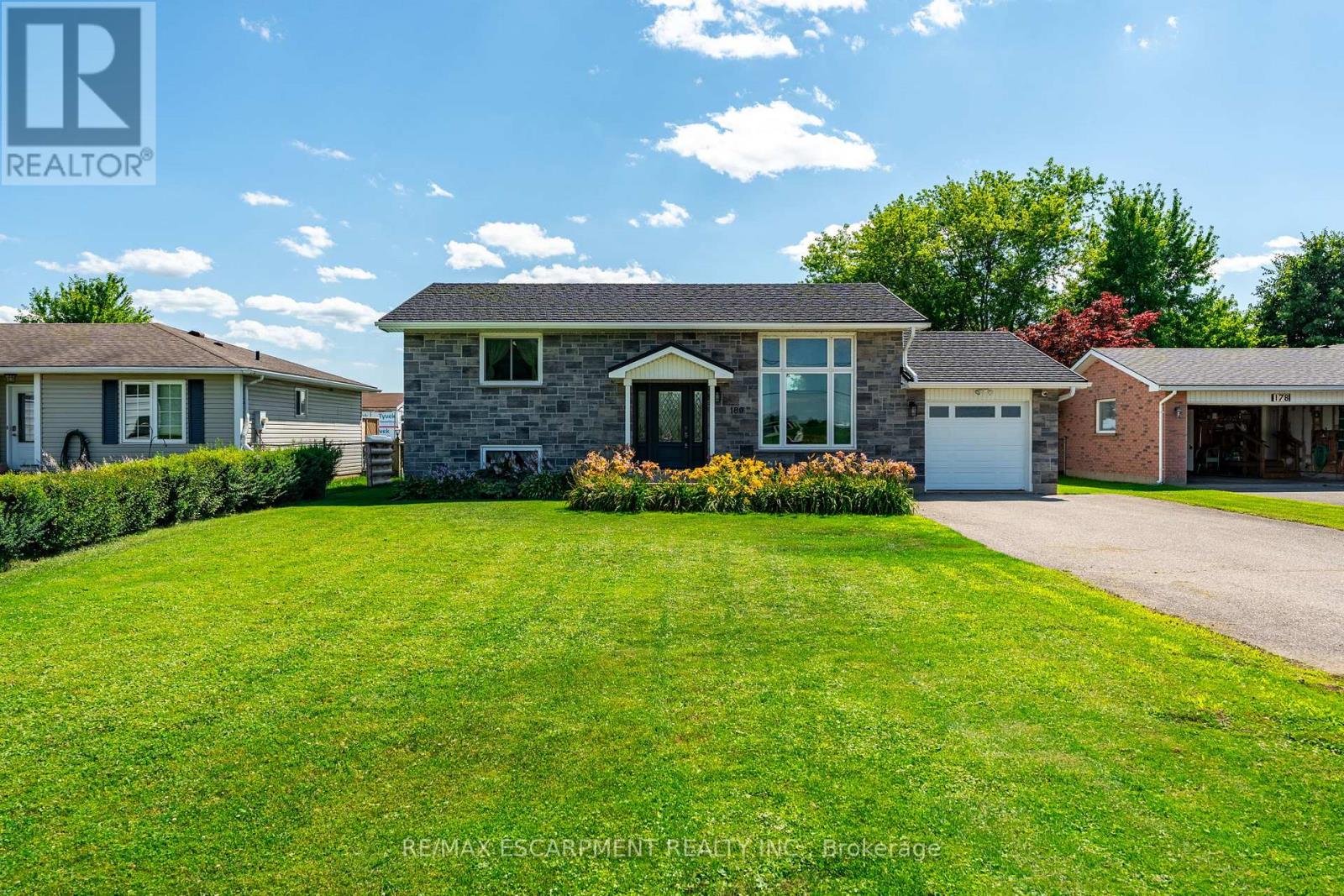 Photo 23 of 180 King Street E, Haldimand ON