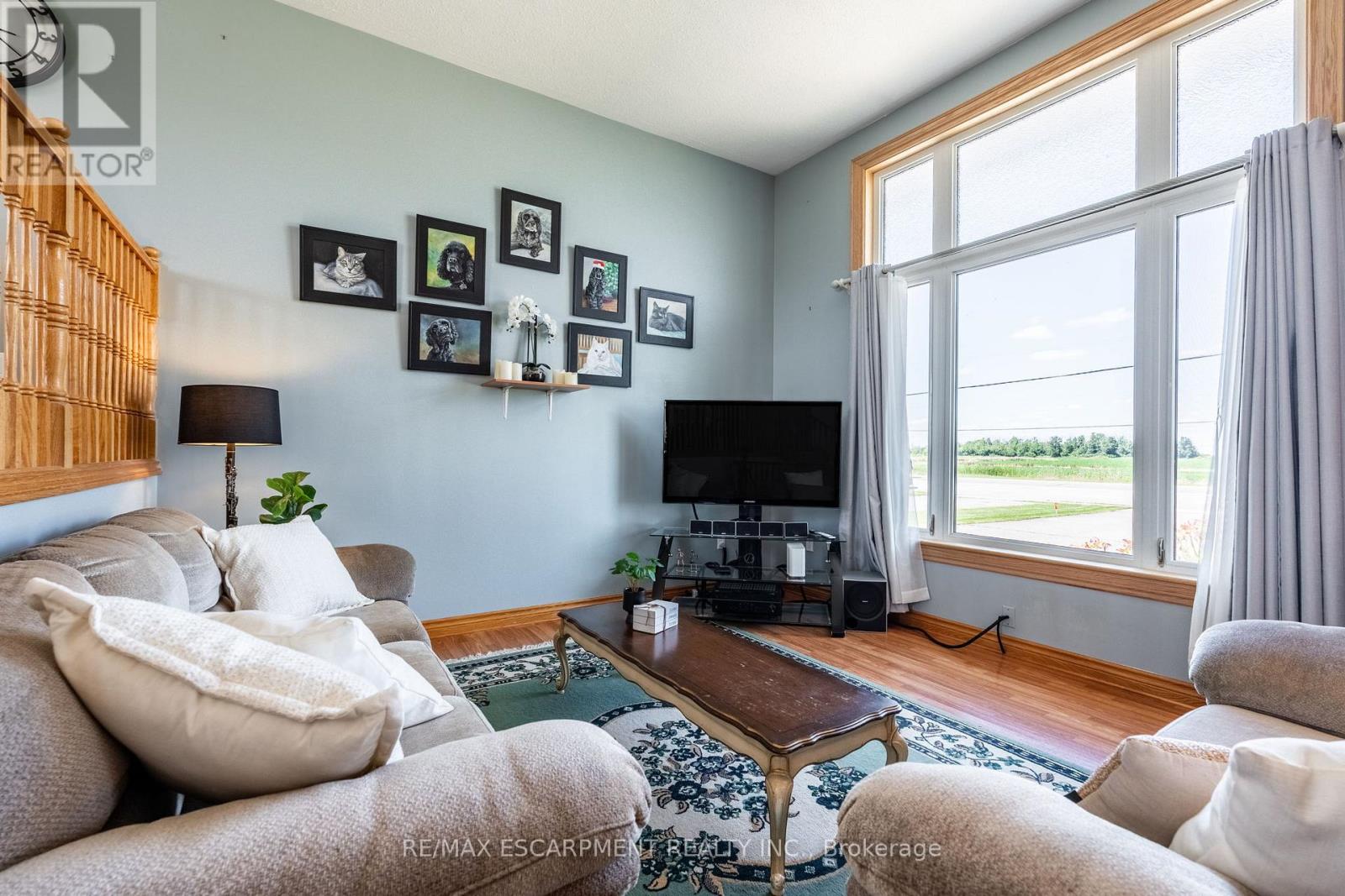Photo 17 of 180 King Street E, Haldimand ON