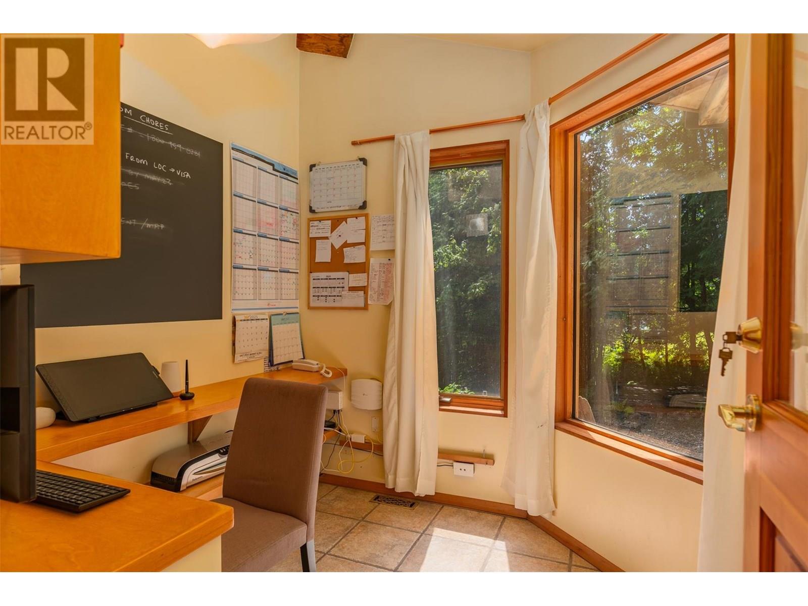 1116 C Avenue, Kaslo