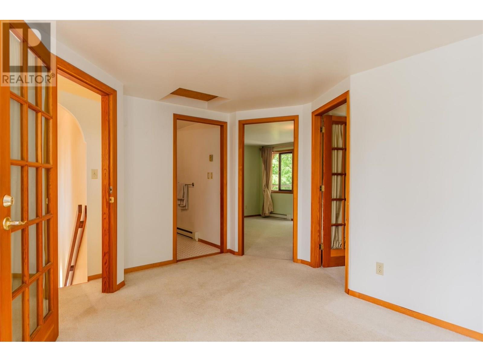 1116 C Avenue, Kaslo