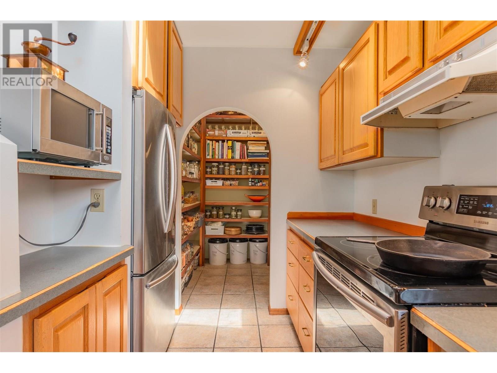 1116 C Avenue, Kaslo