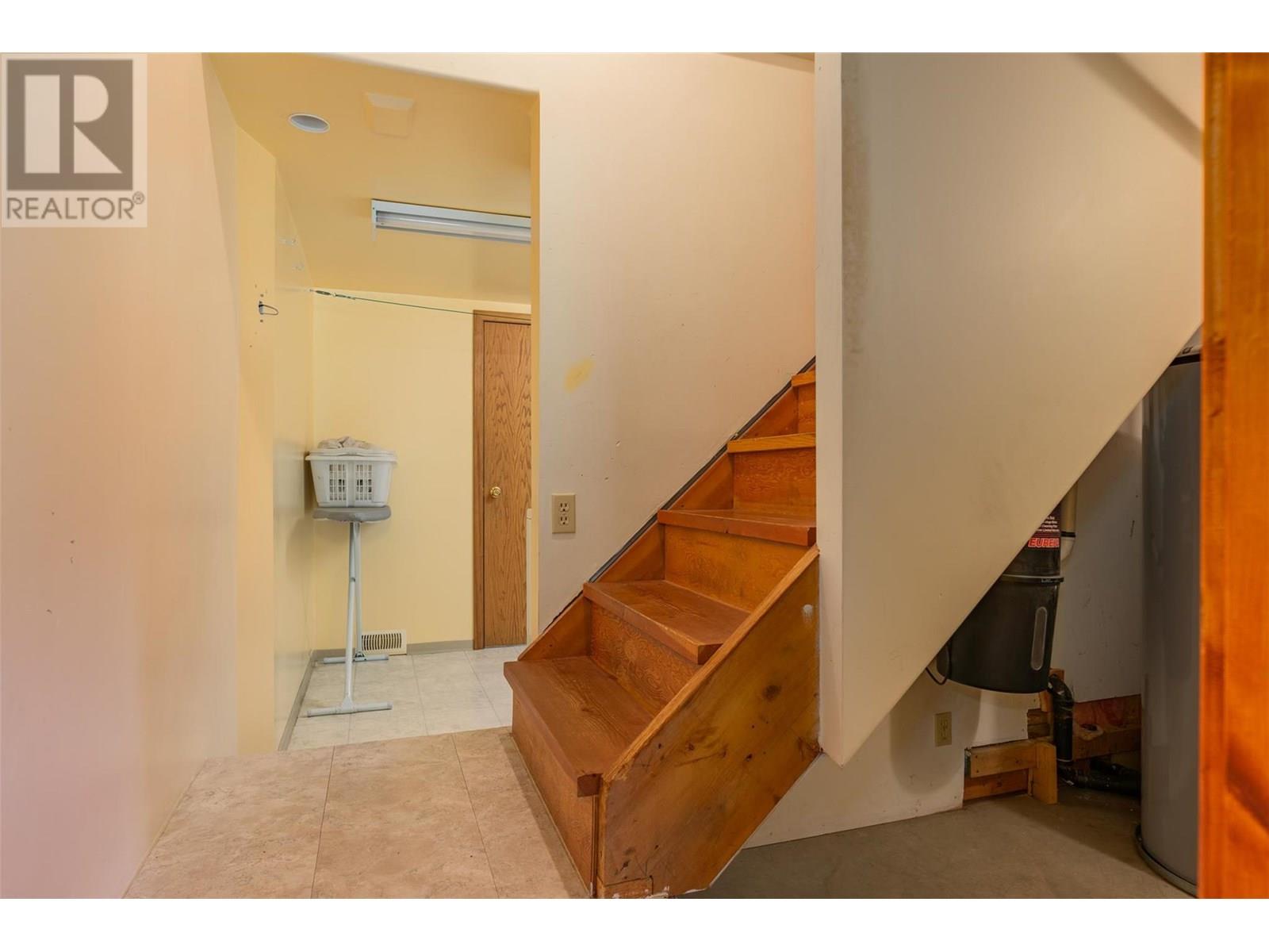 1116 C Avenue, Kaslo