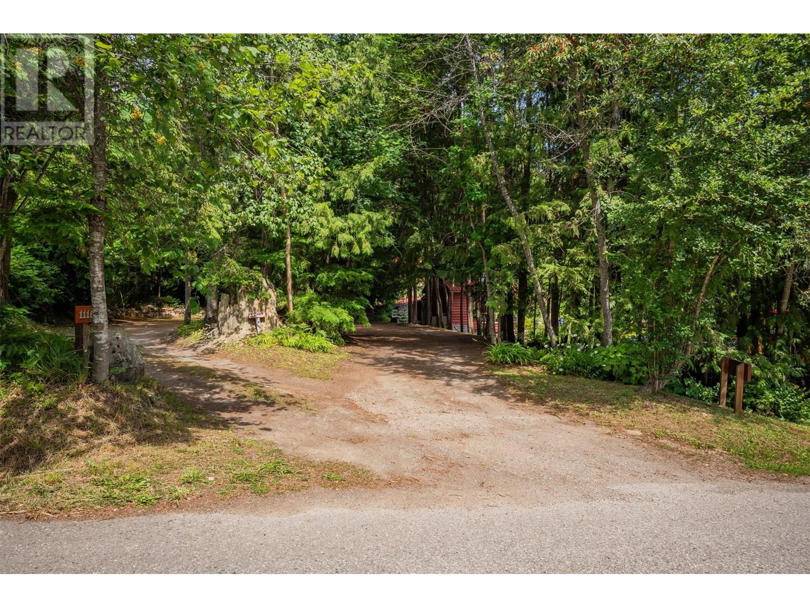 1116 C Avenue, Kaslo