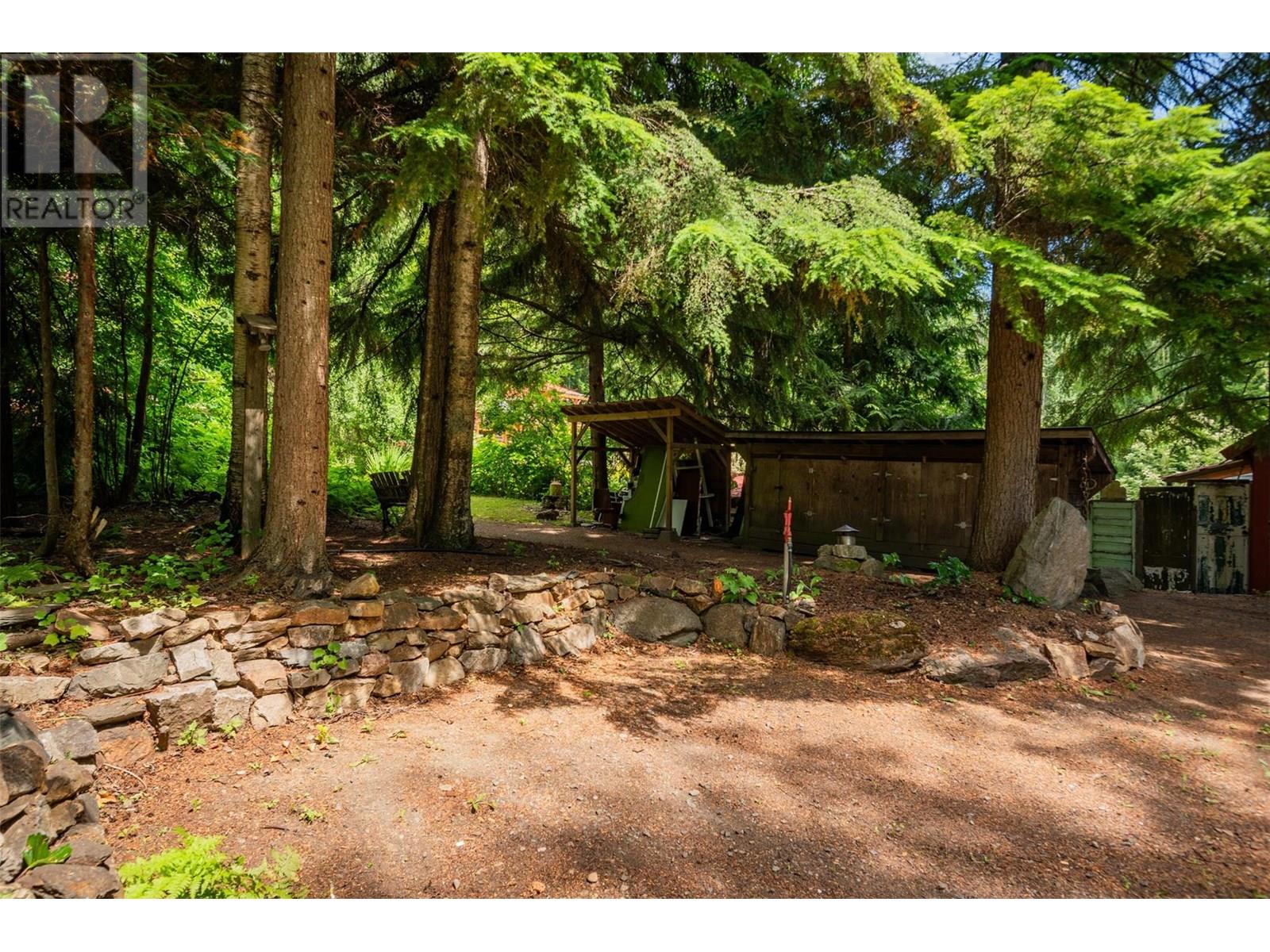 1116 C Avenue, Kaslo