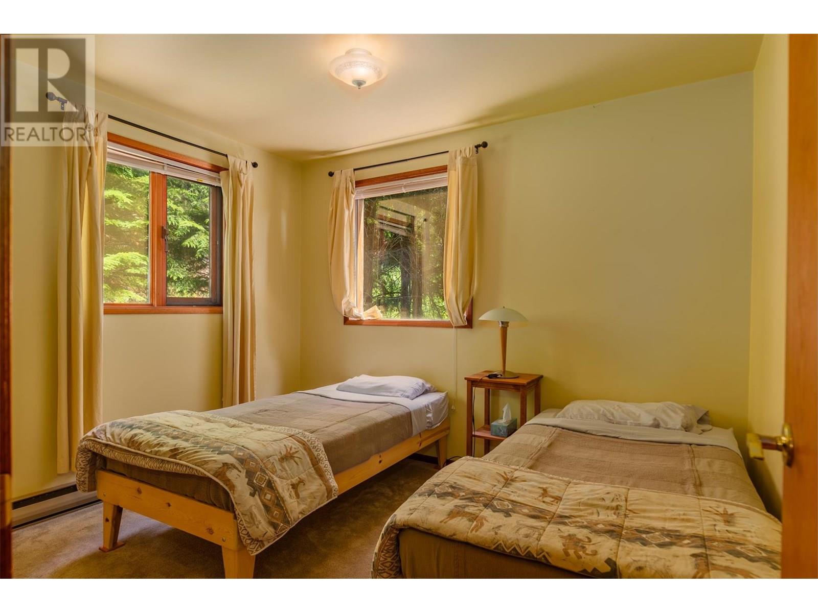 1116 C Avenue, Kaslo