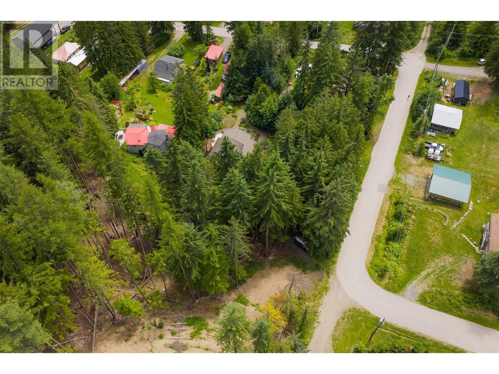 1116 C Avenue, Kaslo