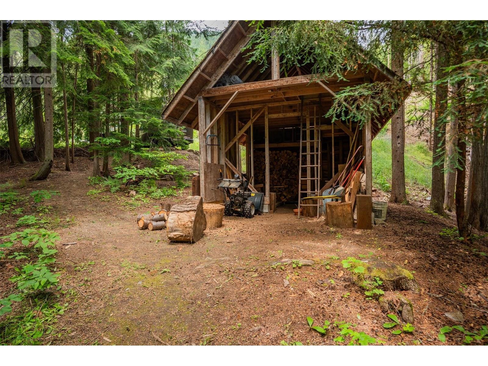 1116 C Avenue, Kaslo