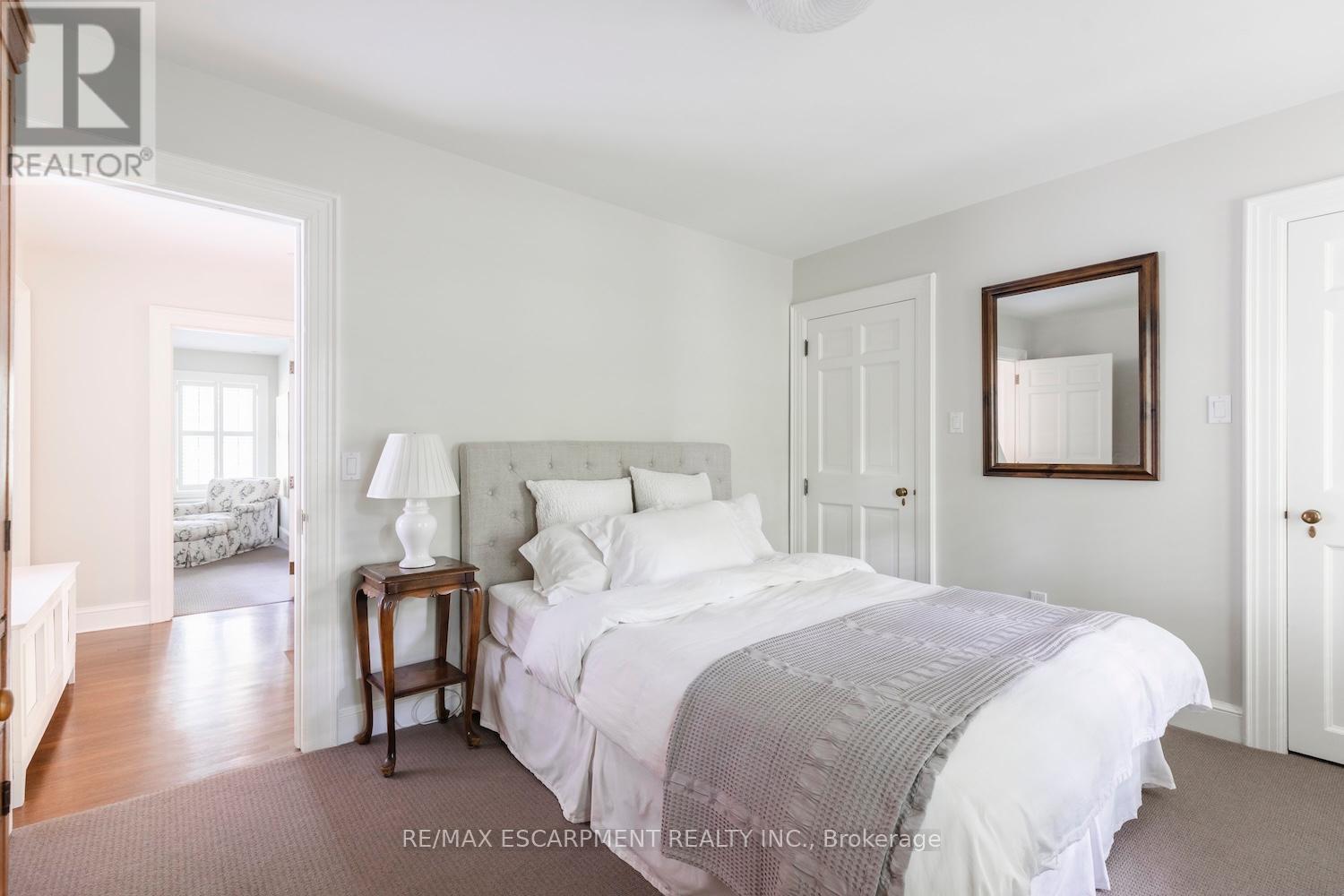 Photo 44 of 5 Mayfair Place, Hamilton ON