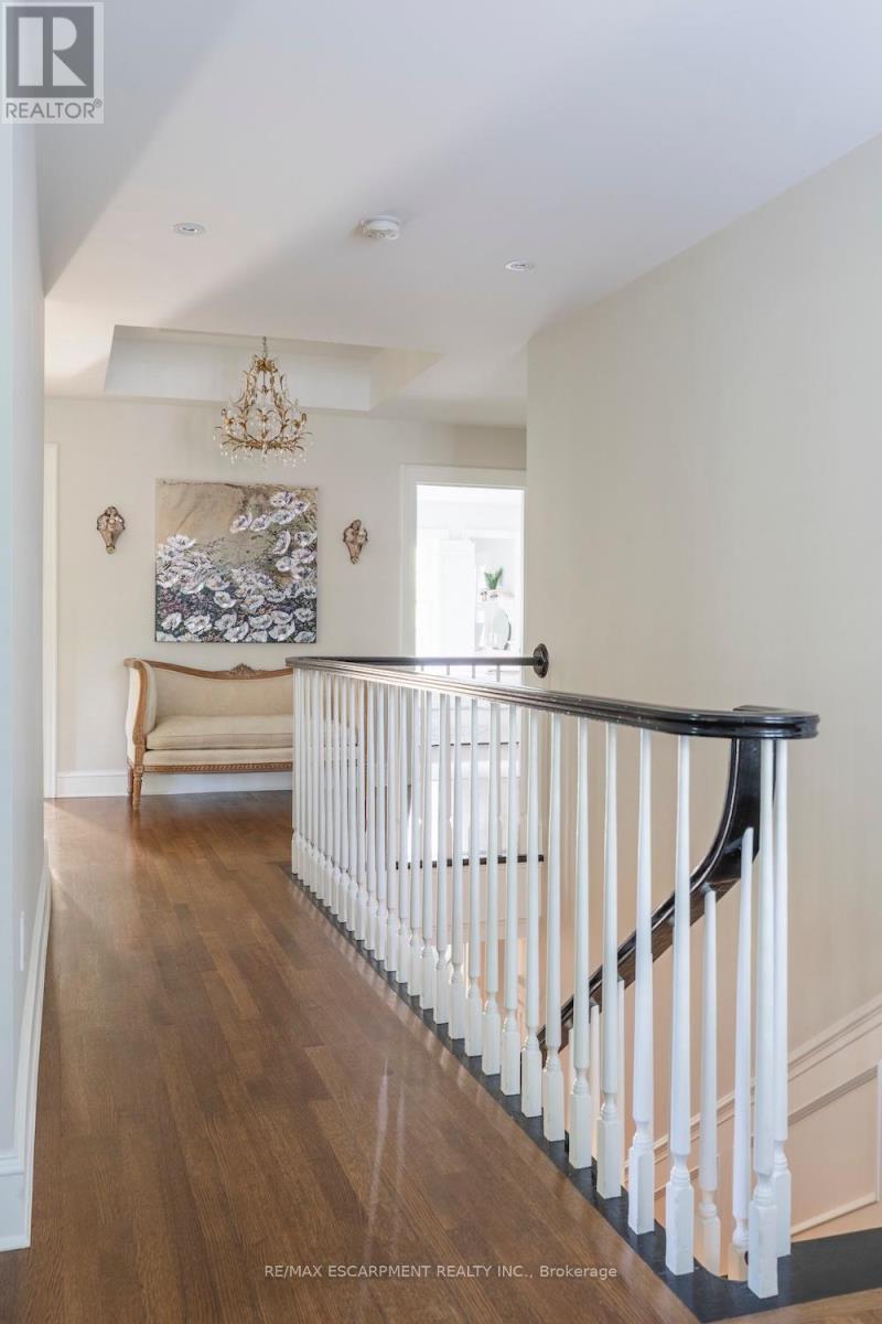 Photo 14 of 5 Mayfair Place, Hamilton ON
