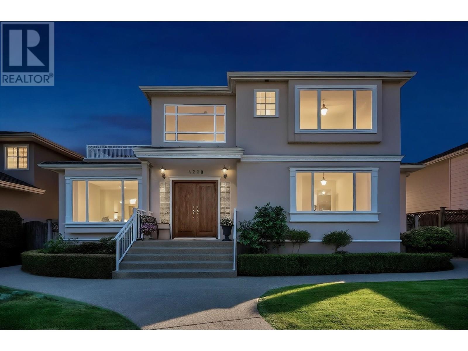 Photo 1 of 4288 Gilpin Crescent, Burnaby BC
