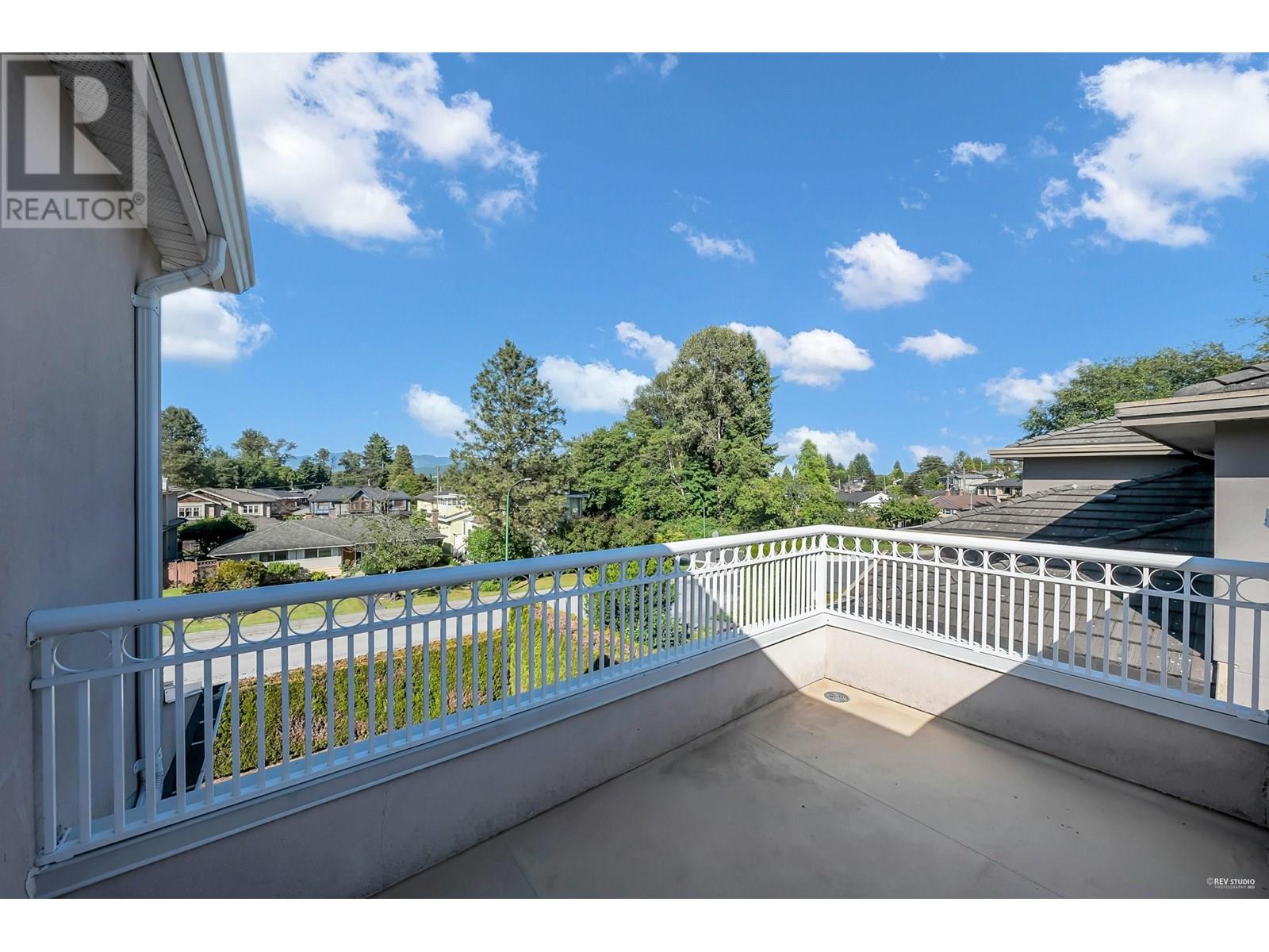 Photo 20 of 4288 Gilpin Crescent, Burnaby BC