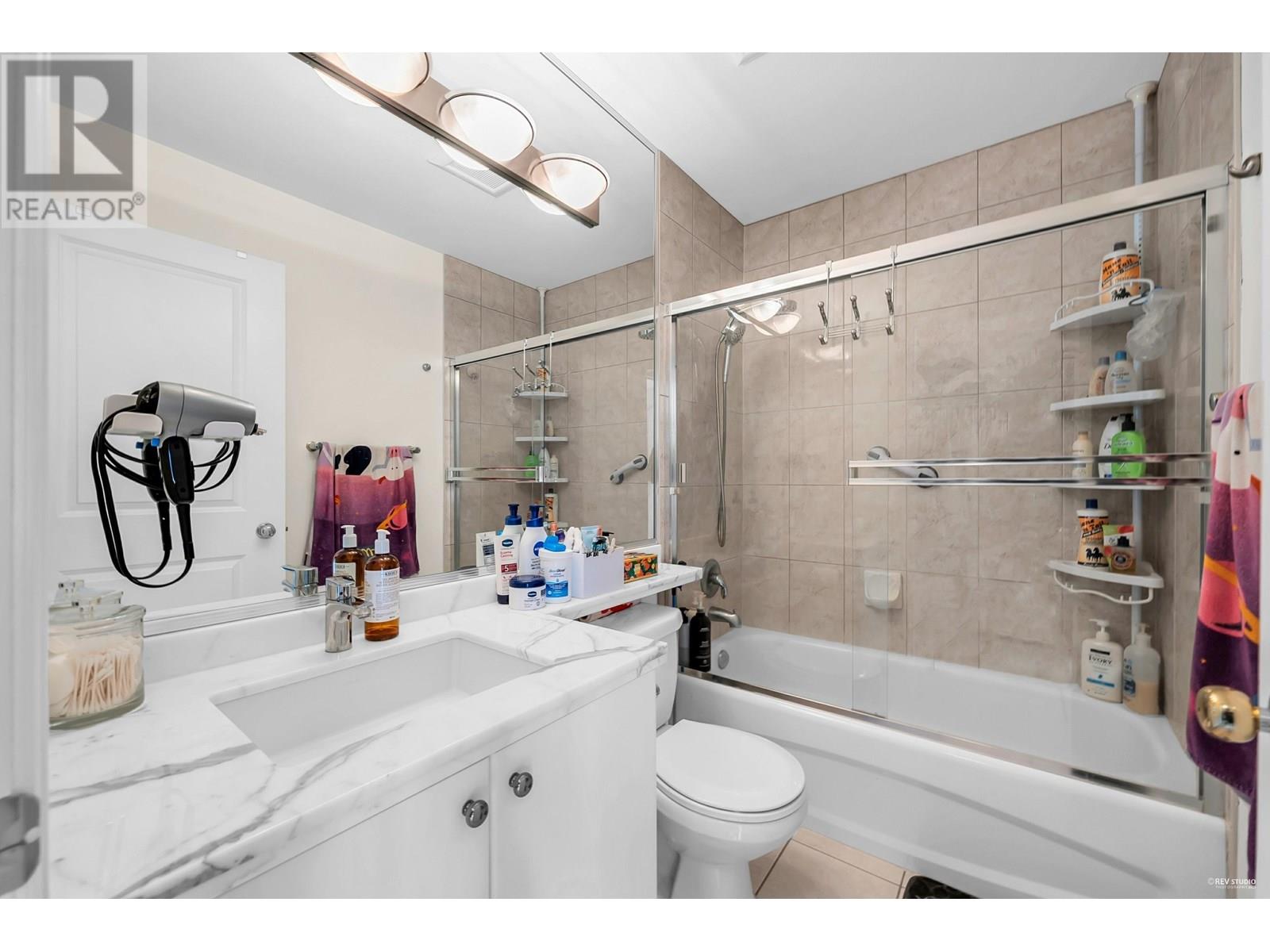 Photo 34 of 4288 Gilpin Crescent, Burnaby BC