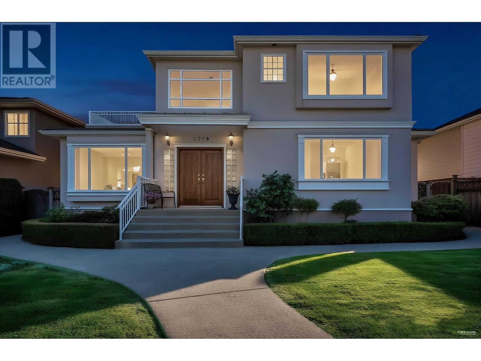 Photo 23 of 4288 Gilpin Crescent, Burnaby BC