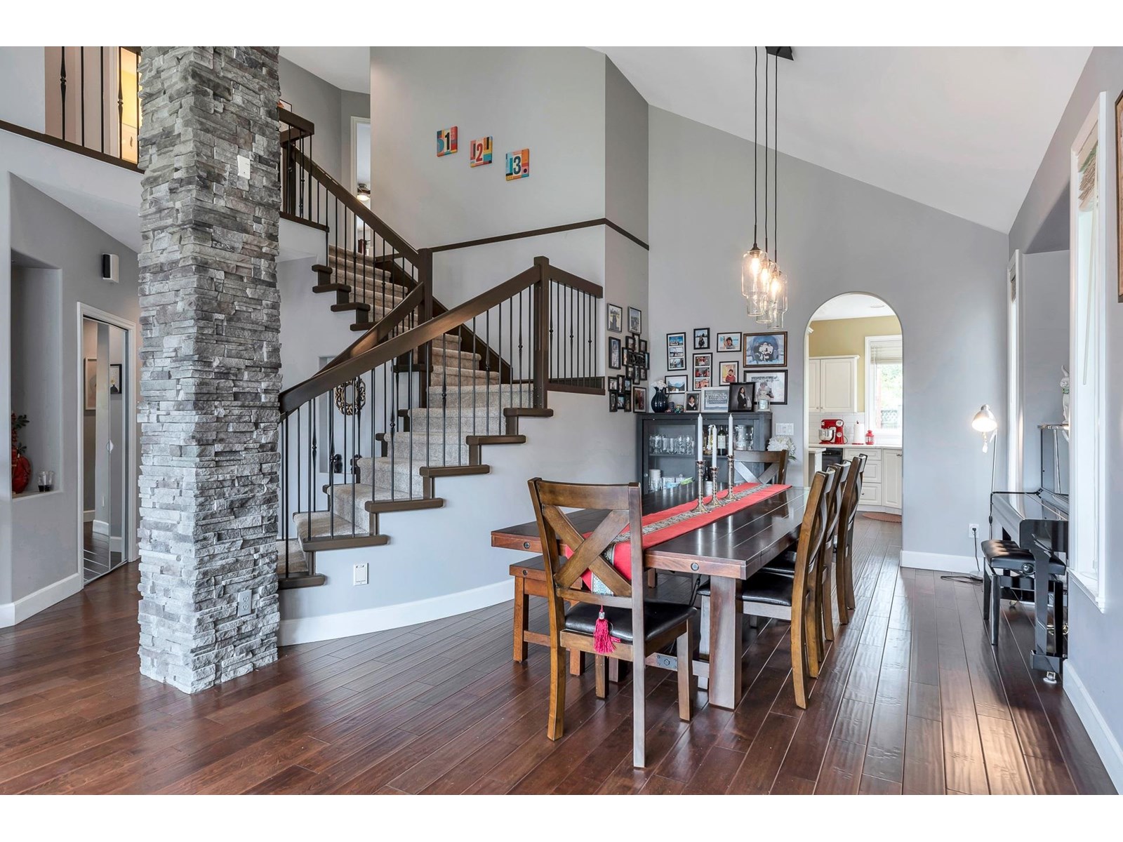 Photo 7 of 16441 Glenside Court, Surrey BC
