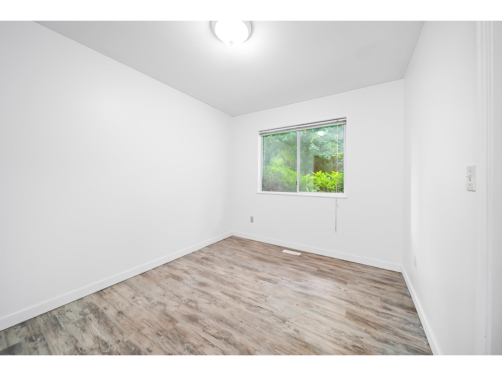 Photo 16 of 3837 202 Street, Langley BC