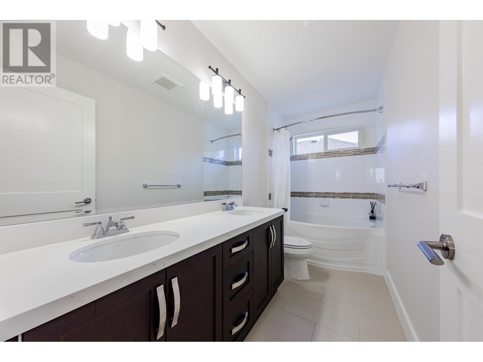 1351 KINGSTON STREET, Coquitlam