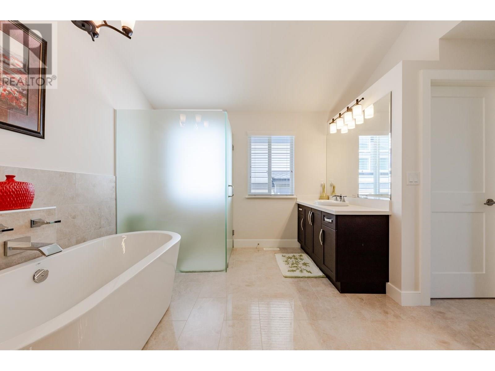 1351 KINGSTON STREET, Coquitlam