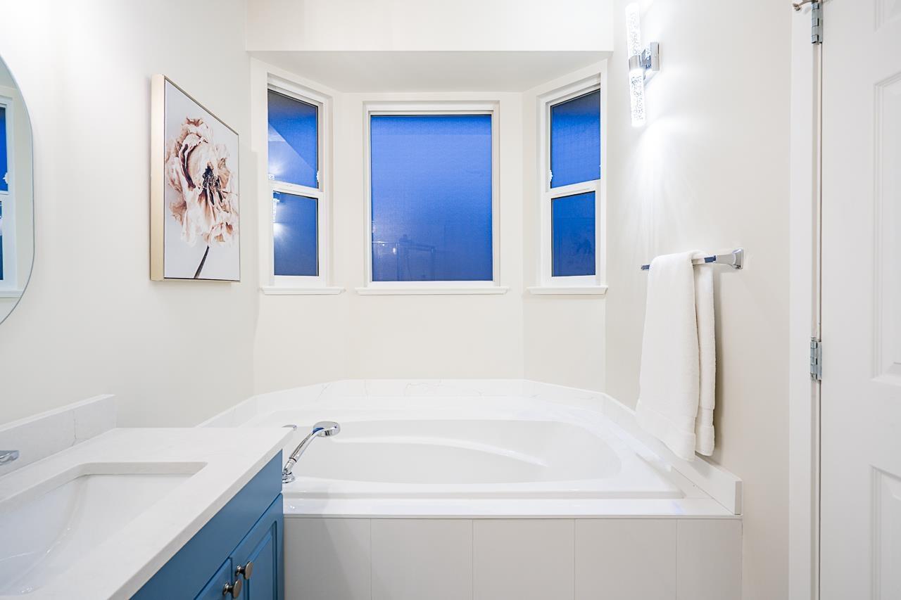 Photo 17 of 2844 Shuttle Street, Abbotsford BC