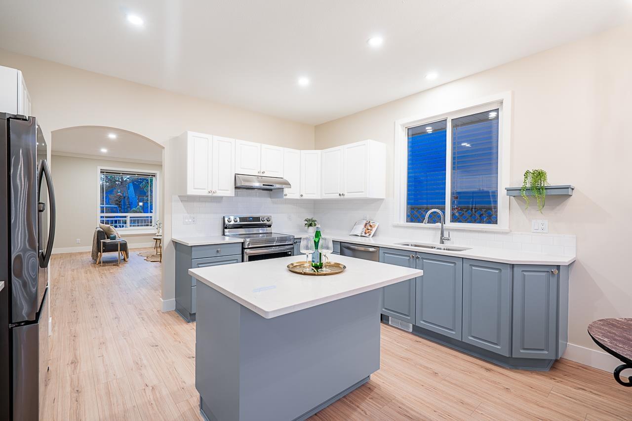 Photo 5 of 2844 Shuttle Street, Abbotsford BC