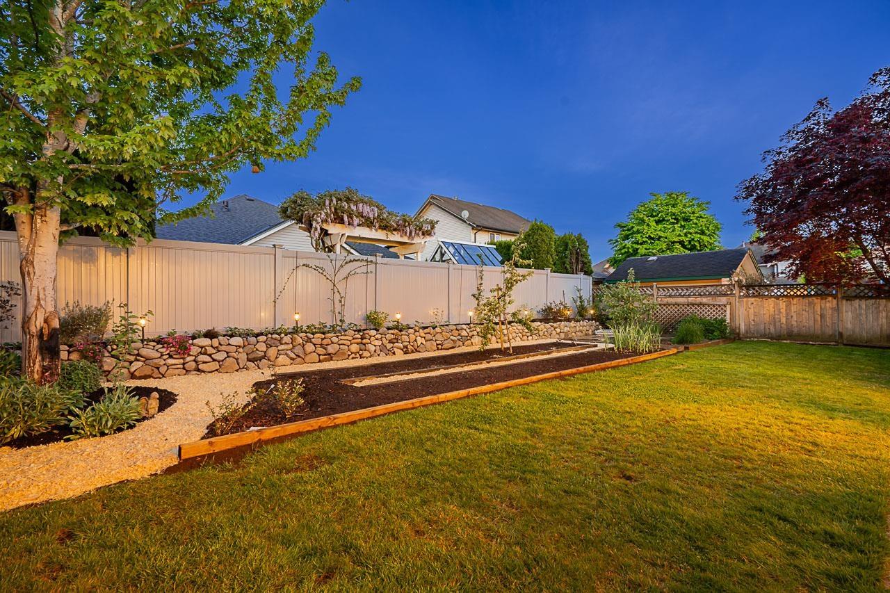 Photo 32 of 2844 Shuttle Street, Abbotsford BC