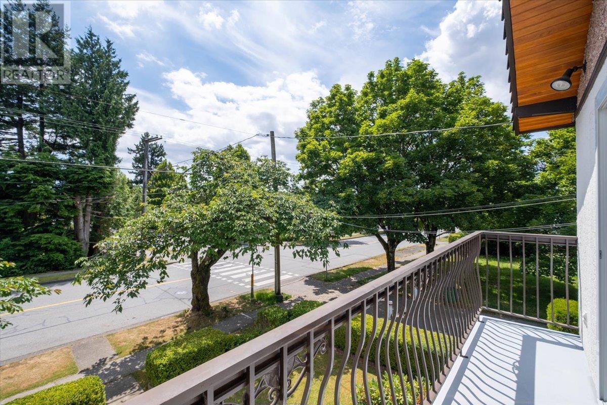 Photo 29 of 7101 Curtis Street, Burnaby BC