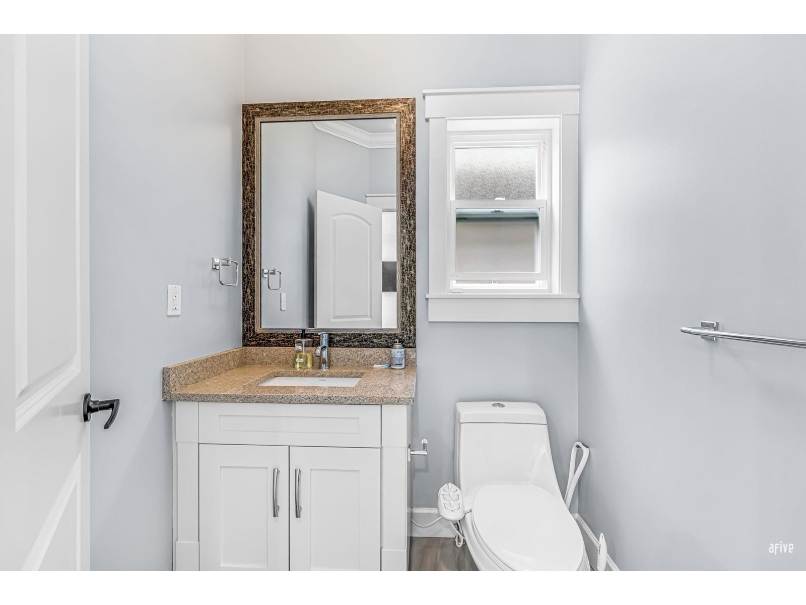 Photo 10 of 21037 77 Avenue, Langley BC