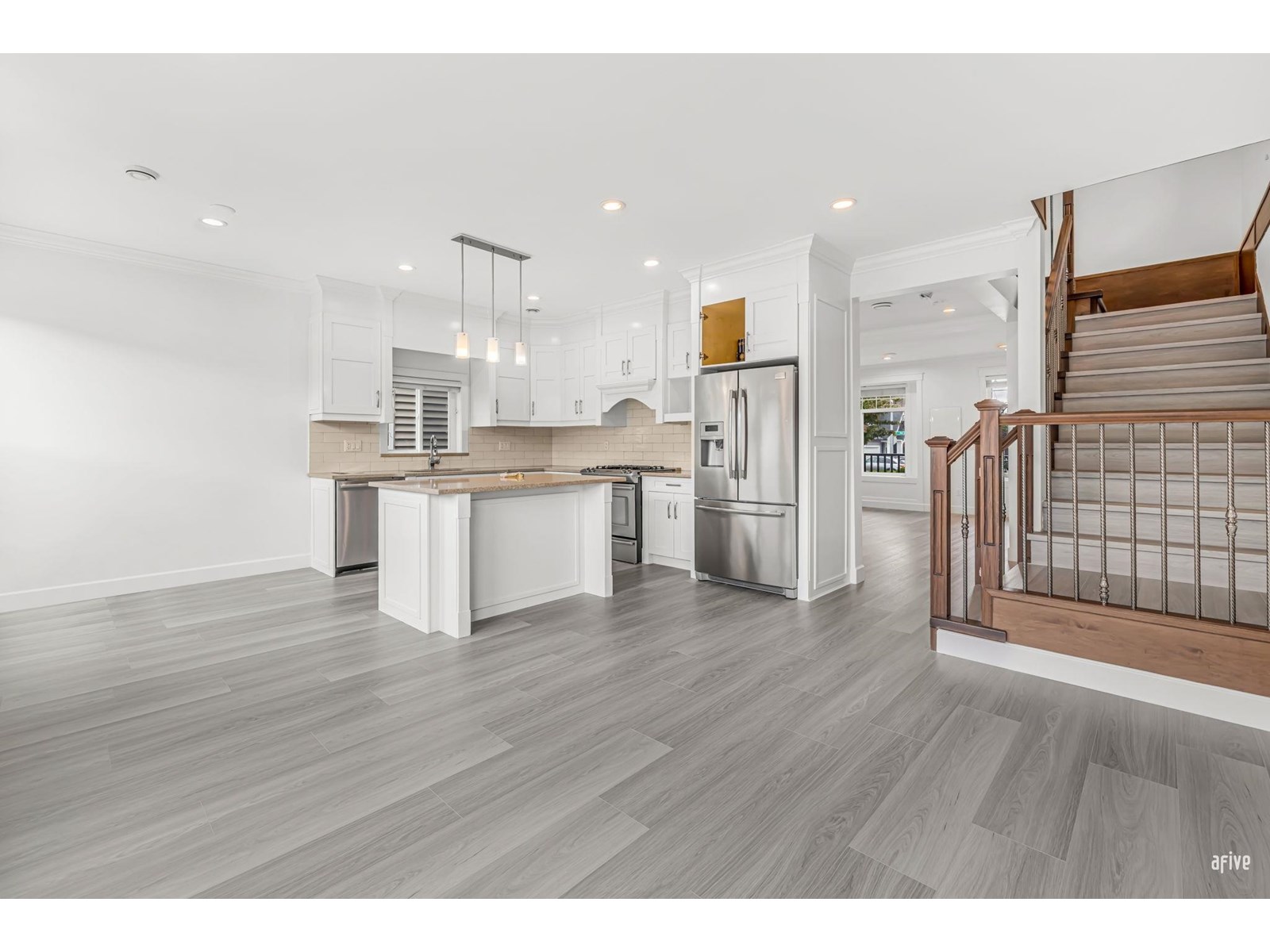 Photo 11 of 21037 77 Avenue, Langley BC