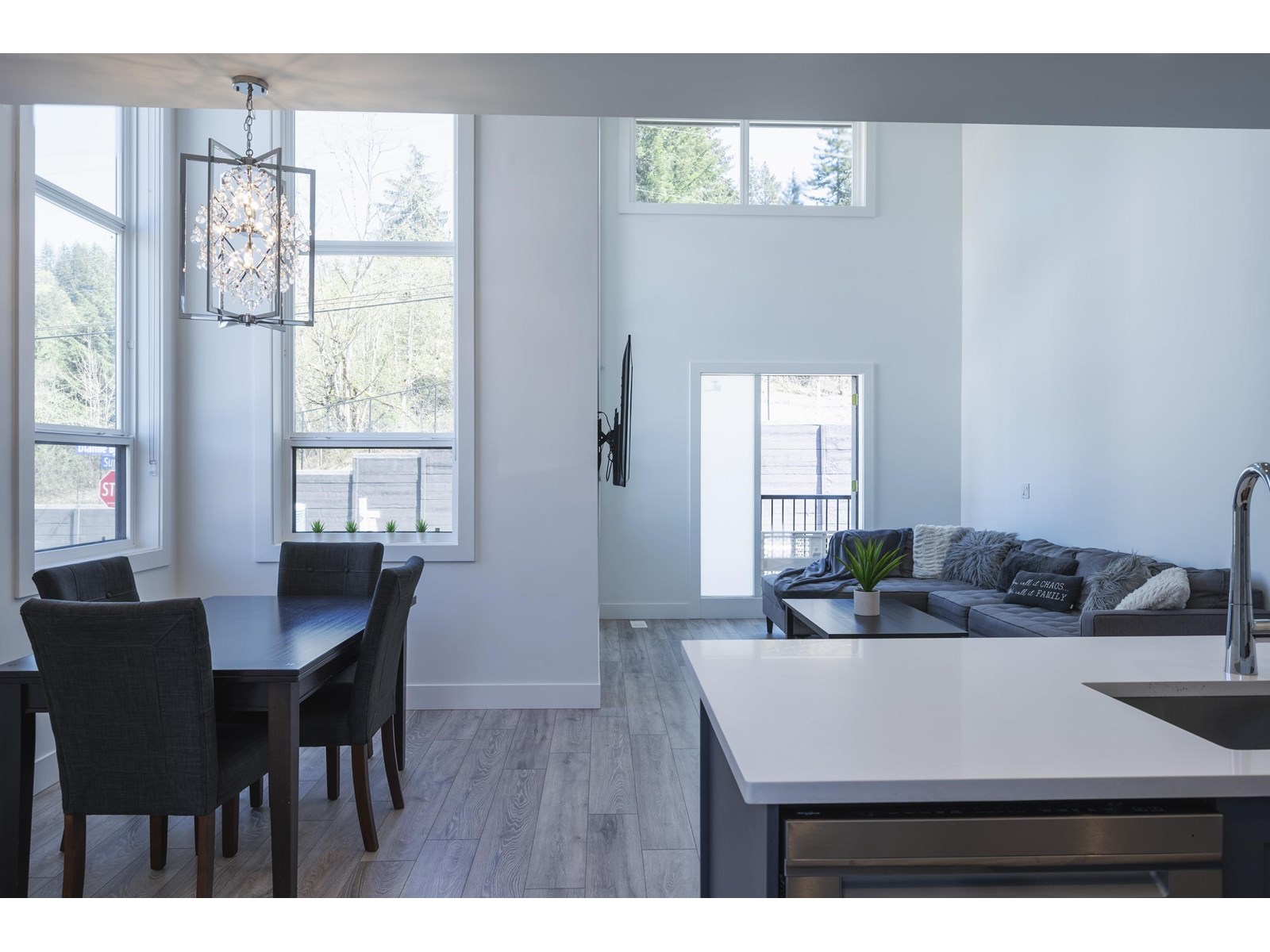 Photo 9 of 4728 Carl Creek Lane, Abbotsford BC