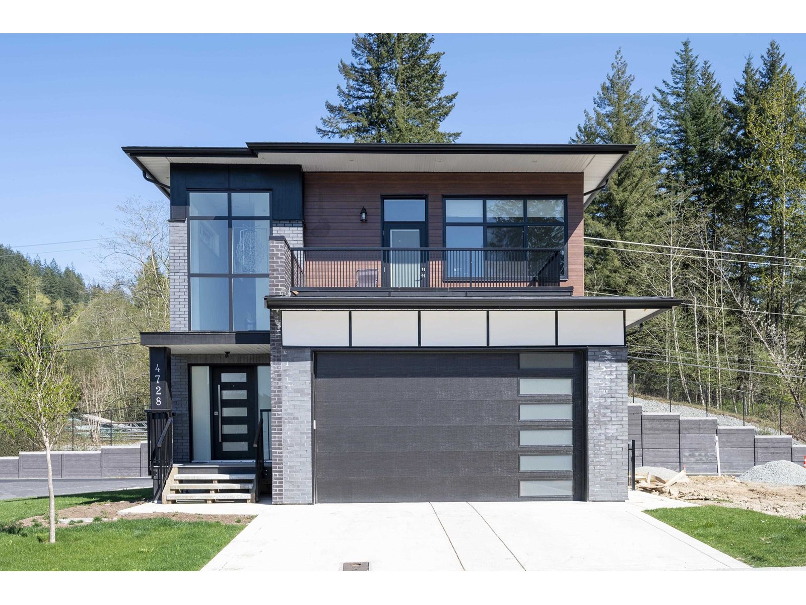 Photo 1 of 4728 Carl Creek Lane, Abbotsford BC