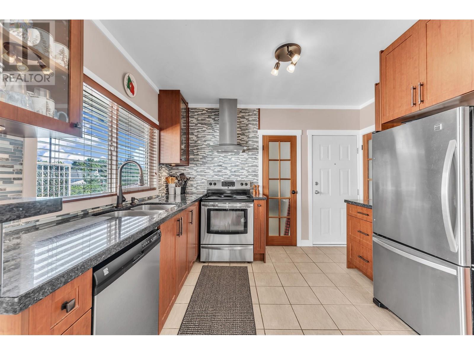 Photo 9 of 4160 St Catherines Street, Vancouver BC
