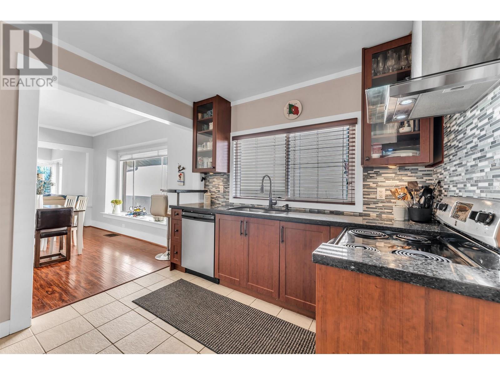 Photo 10 of 4160 St Catherines Street, Vancouver BC