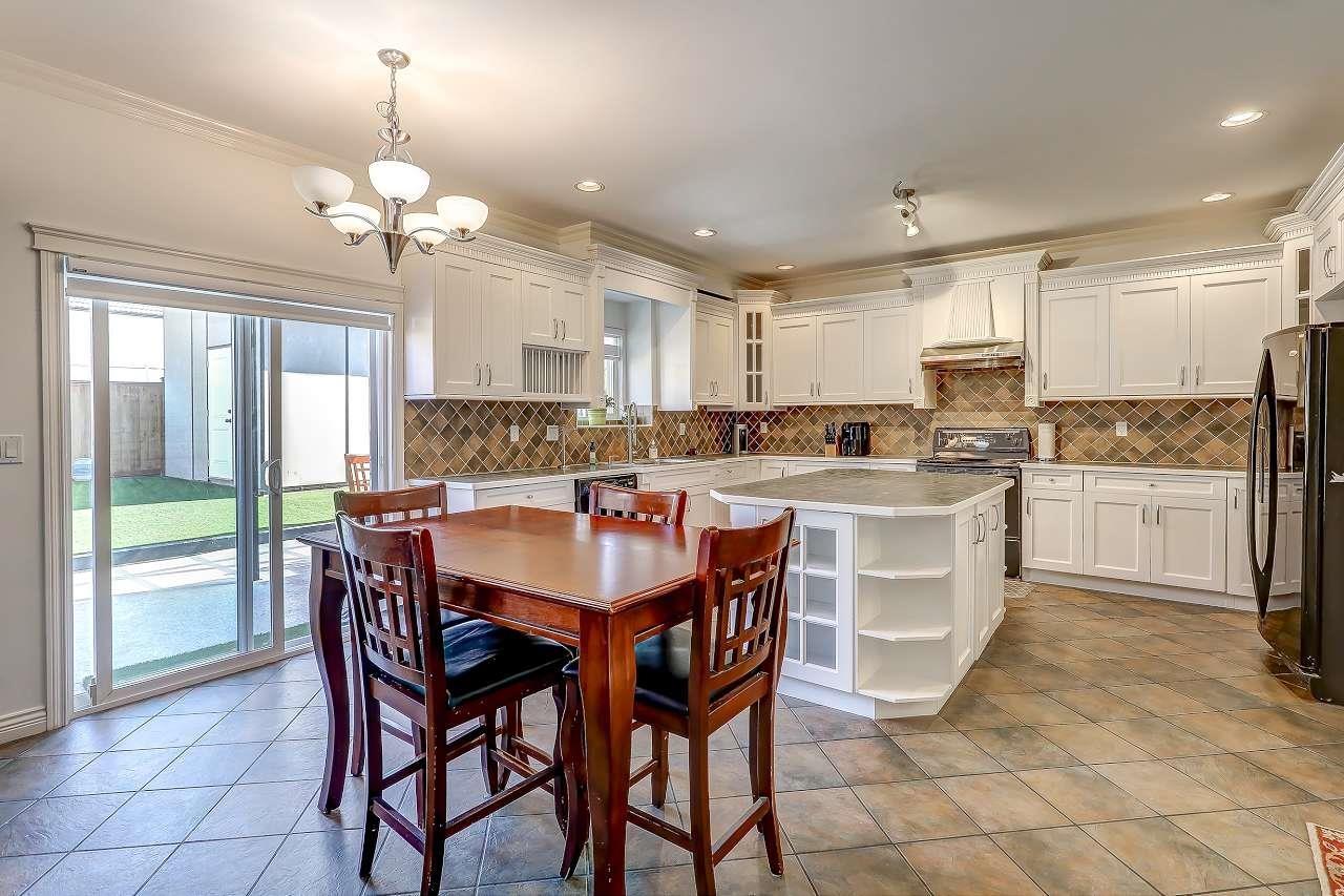 Photo 9 of 15275 83 B Avenue, Surrey BC