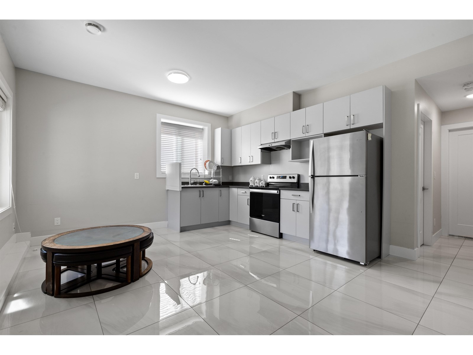Photo 6 of 18616 56 B Avenue, Surrey BC