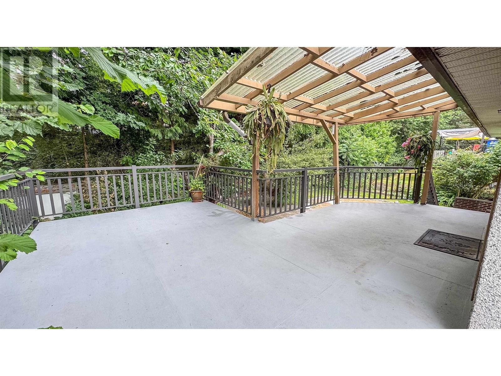 Photo 26 of 646 Claremont Street, Coquitlam BC