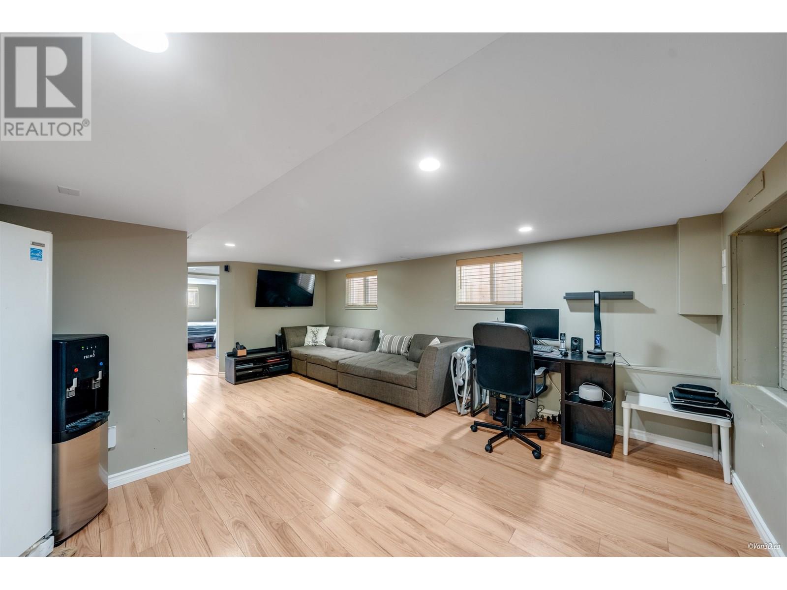 Photo 20 of 811 B Dublin Street, New Westminster BC