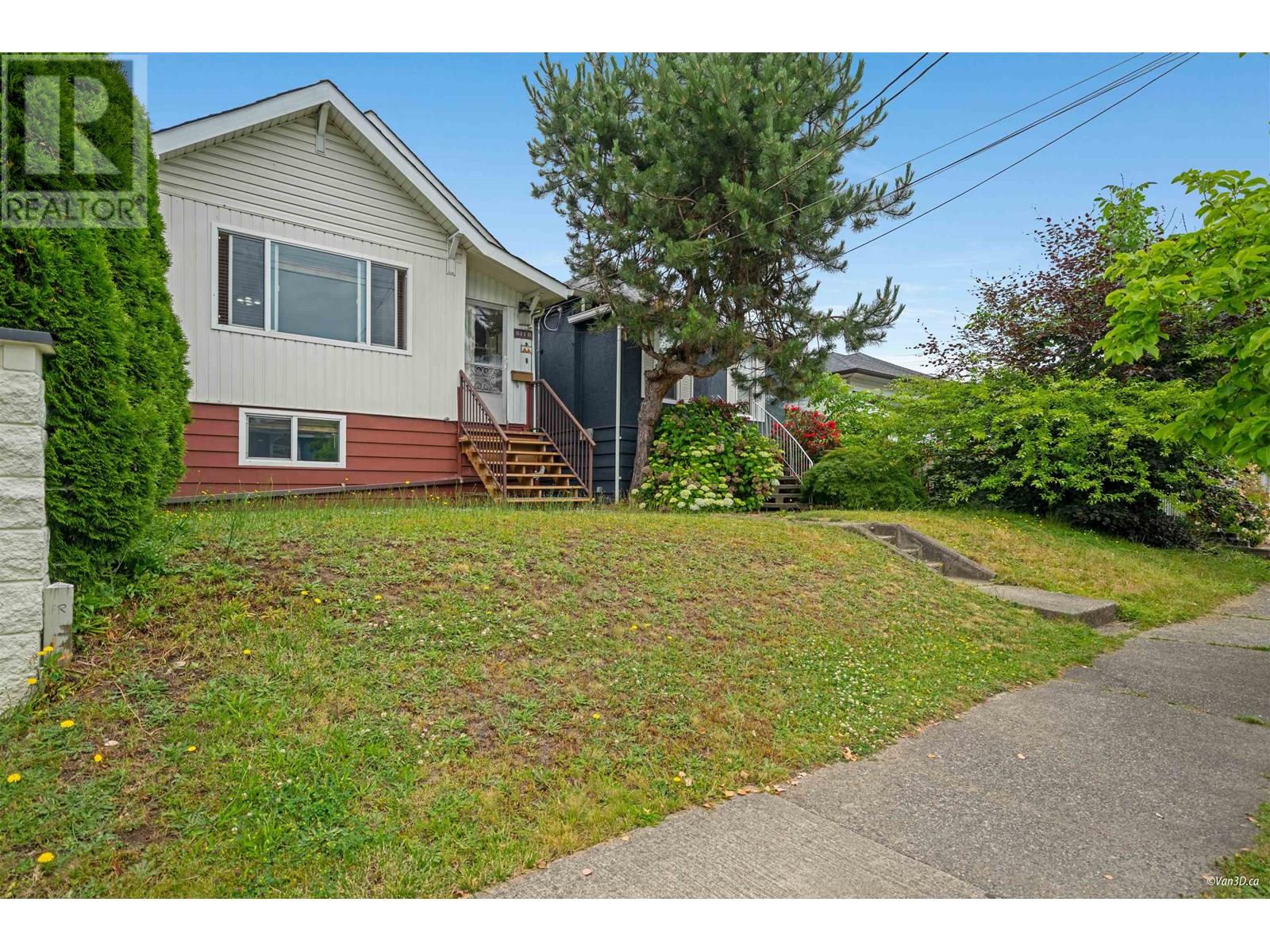 Photo 31 of 811 B Dublin Street, New Westminster BC