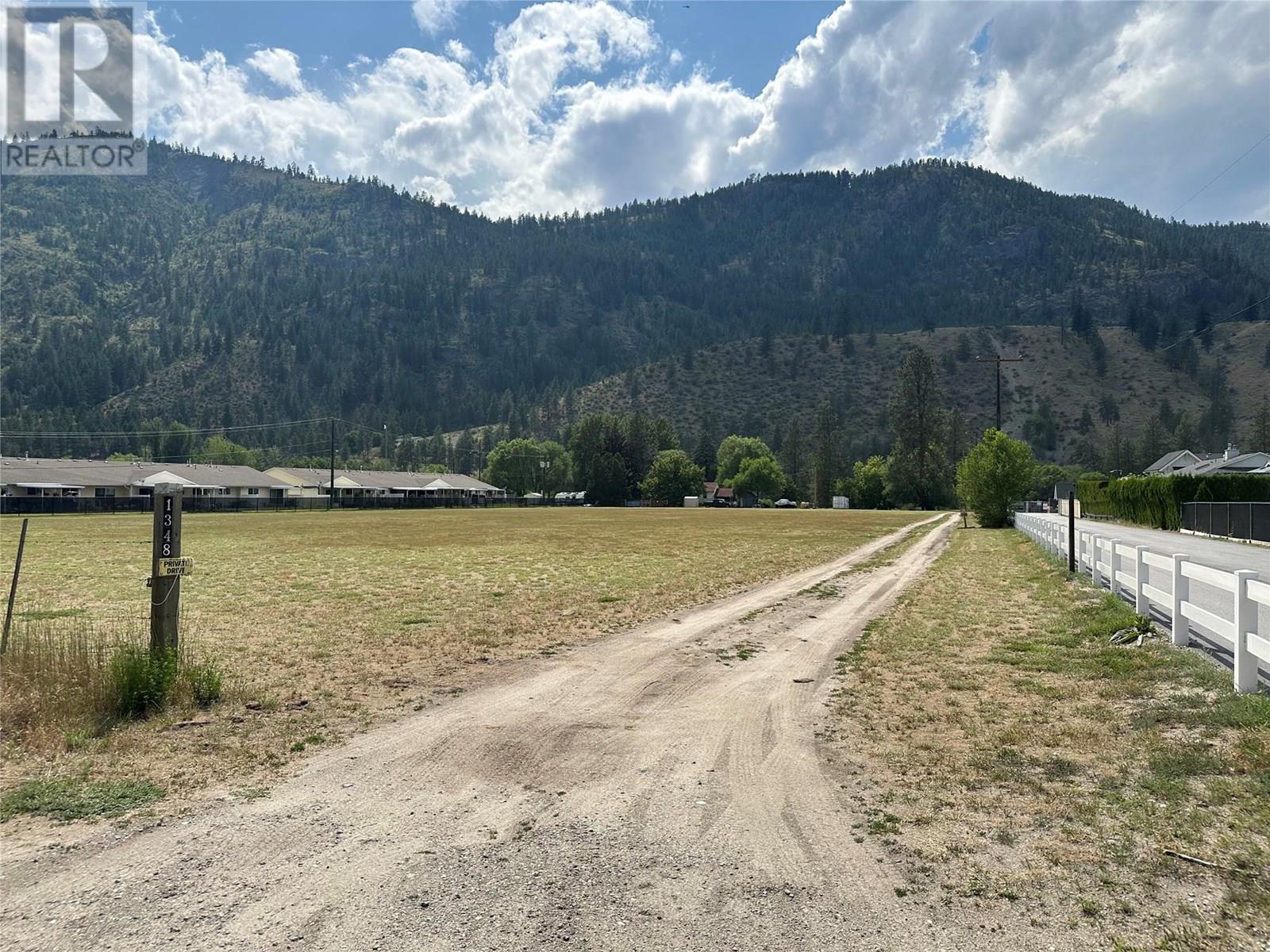 1348 Cedar Street, Okanagan Falls